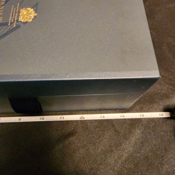 Johnnie Walker Blue Label Case - Picture 5 of 6